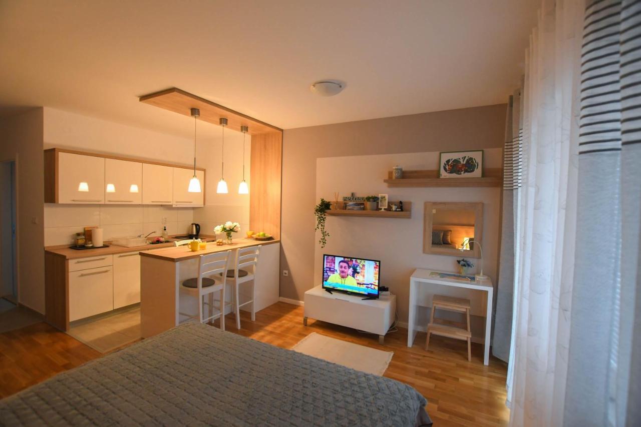 Apartment Plaza Kladovo Exterior foto